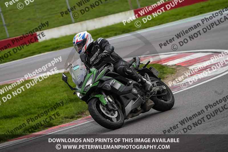 donington no limits trackday;donington park photographs;donington trackday photographs;no limits trackdays;peter wileman photography;trackday digital images;trackday photos
